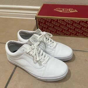 Vans Classic White Leather Old Skool Sneakers